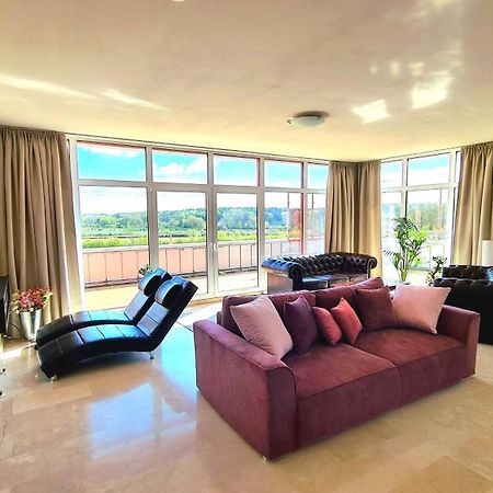 Deluxe Apartment Mit Sauna, Gehobene Ausstattung, Sydney Schwarzenbek Dış mekan fotoğraf